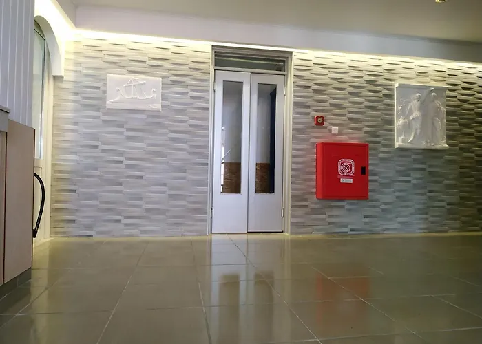 Antonios Hotel